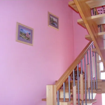 Rum i privatbostad Domino Korytné