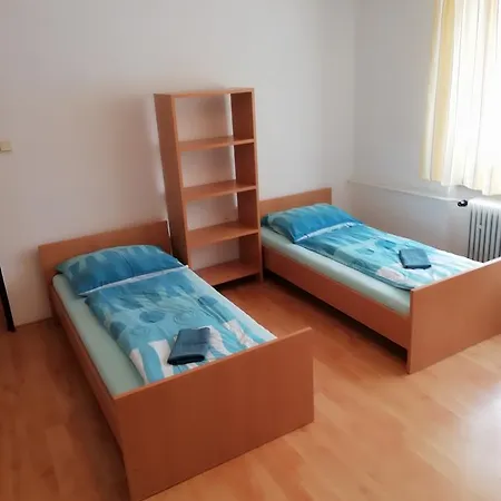 Domino Habitación en casa particular Korytné