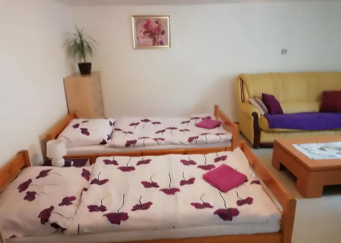 Domino Ubytovanie v rodine Korytne